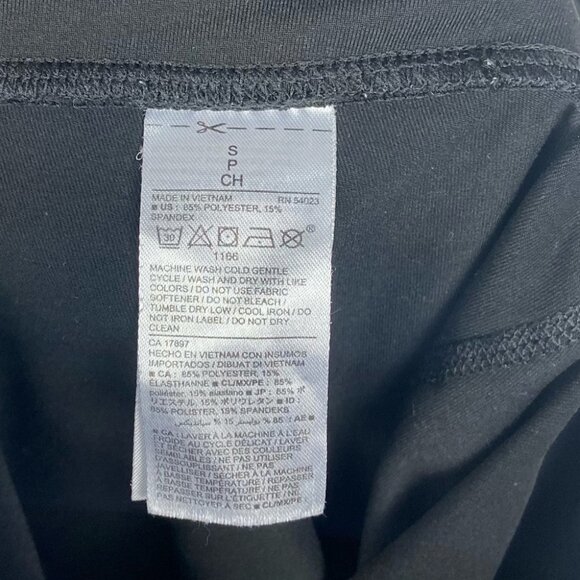 Old Navy Black Power Press Crop Leggings Small Compression Stretch Sweat Wicking - Picture 10 of 15